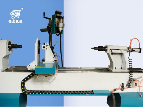 德虎数控工厂 专业供应三轴六刀数控木工车床及常州木工车床